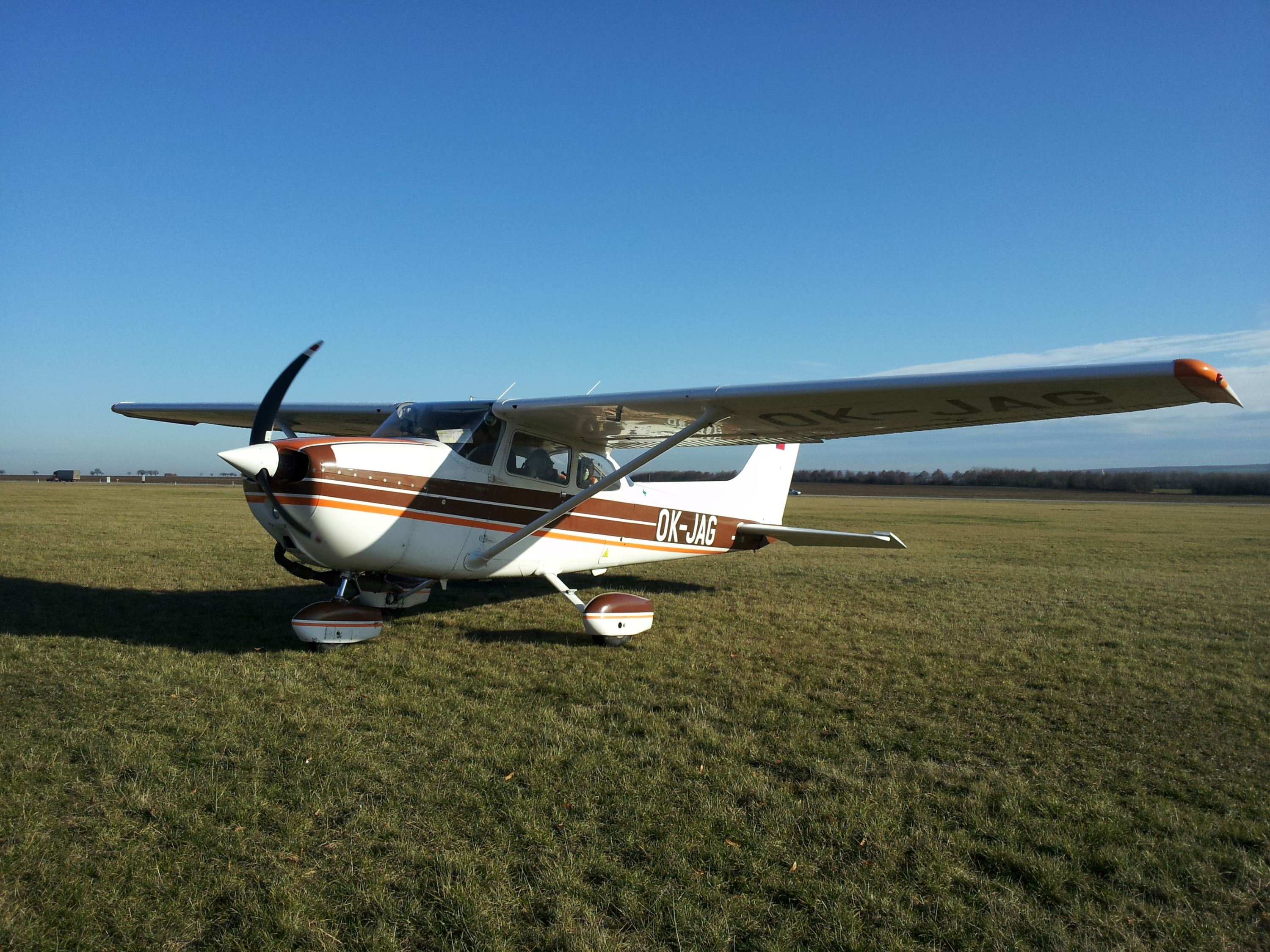 Cessna 172N registrace OK-JAG